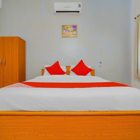 Super Hotel O The Goan Courtyard Colva Exterior photo